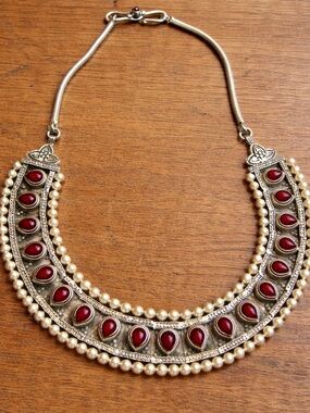 Garnet Teardrop Statement Bib Necklace Silver Tone Vintage Inspired